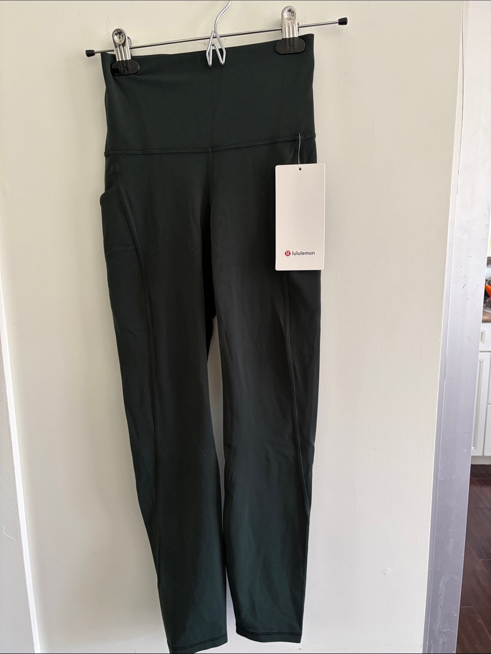 lululemon athletica dark green high-rise leggings with side pocket